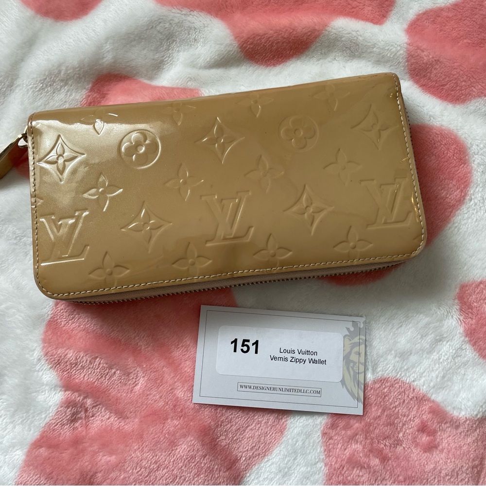 Louis Vuitton Tan Vernis Zippy Wallet